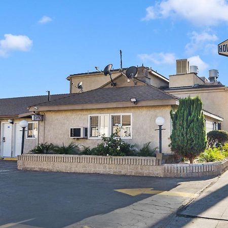 Holly Park Motel Near Lax Lennox Exterior foto